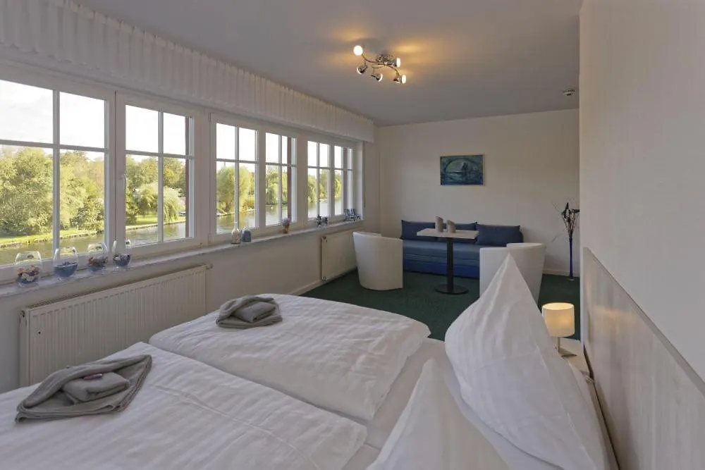 **  Neu-Helgoland Otel Berlin Almanya