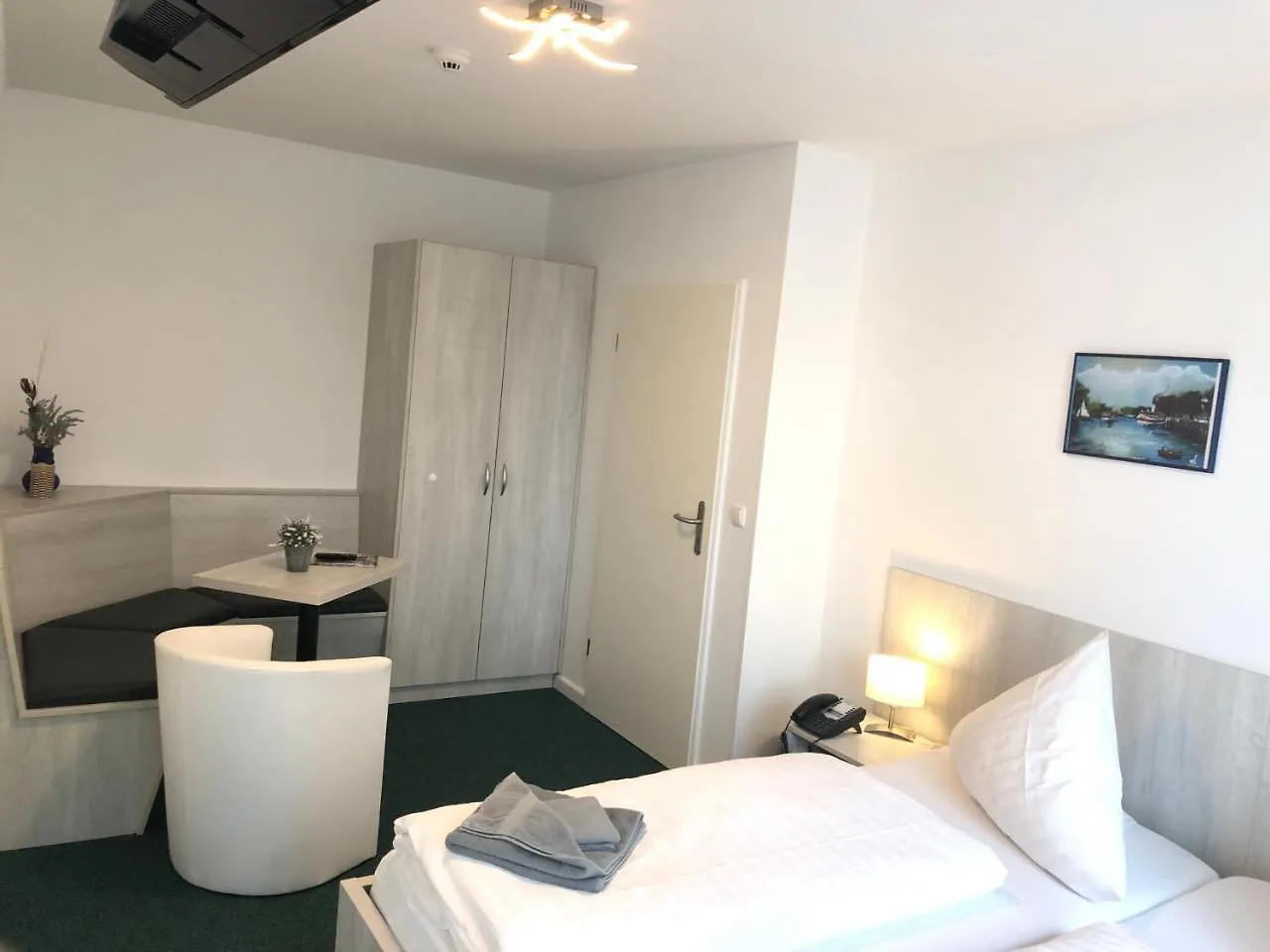 Neu-Helgoland Otel Berlin